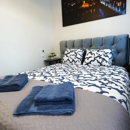 Amber Light Self-Check-In Apartments Kaunas Room photo